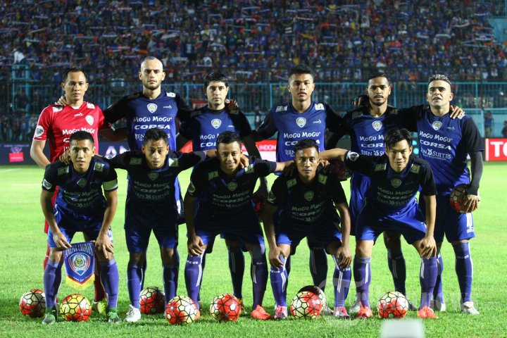 Arema Cronus Kalahkan PBR