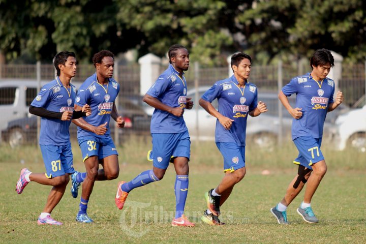 Arema Cronus Latihan di Jakarta
