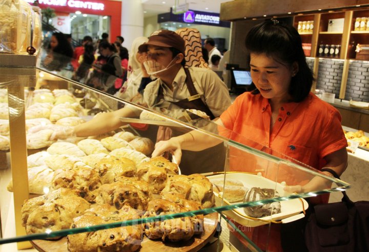 Ari Wibowo Brand Ambassador Francis Bakery