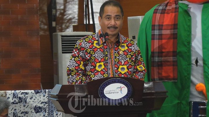 Arief Yahya Buka Karnaval Jalan Cantik & Keren Nusantara 2016