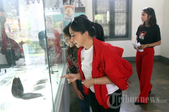 Artis Caleg PDIP Kunjungi Museum Kebangkitan Nasional