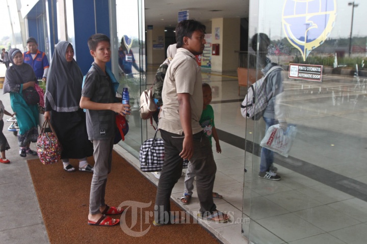 Arus Balik Pemudik Terminal Pulogebang