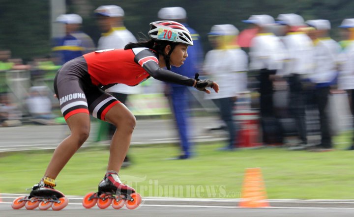 Atlet Sepatu Roda Beradu di Porda Jabar XII 2014