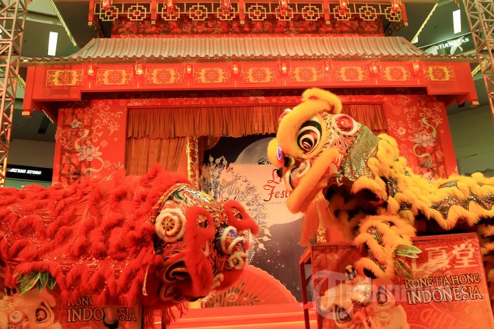 Atraksi Barongsai Menyambut Imlek