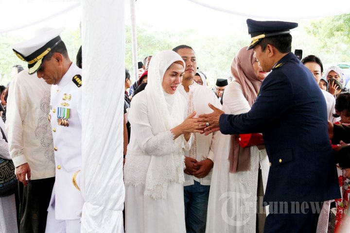 Ayahanda Marini Zumarnis Wafat