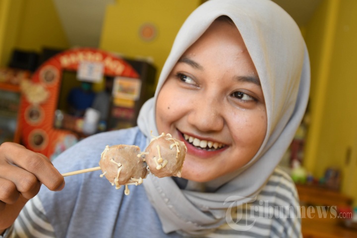 Bakso Aci Corona Yang Berisi Jamur Enoki Tingkatkan Imunitas