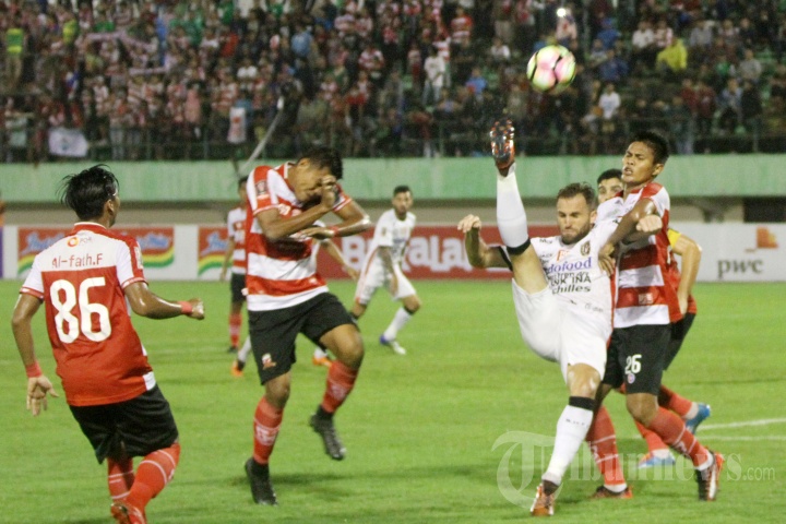 Bali United vs Madura United