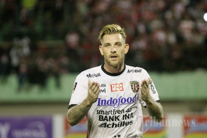 Bali United vs Madura United