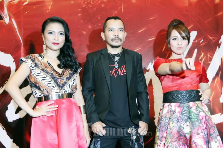 Band Kotak Main Film Rock N Love