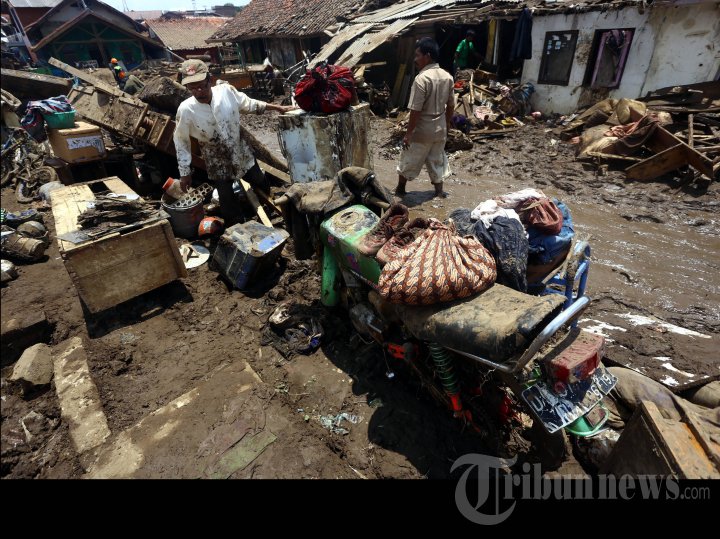 Banjir dan Longsor Dahsyat Terjang Garut