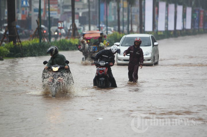 Banjir di Kelapa Gading