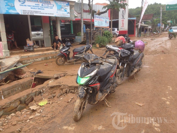 Banjir di Pacitan