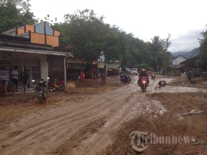 Banjir di Pacitan