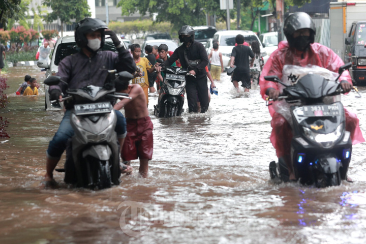 Banjir Kawasan Gunung Sahari Jakarta