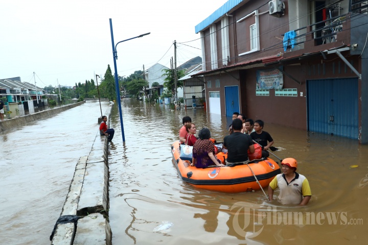 Banjir Landa Tangerang Selatan