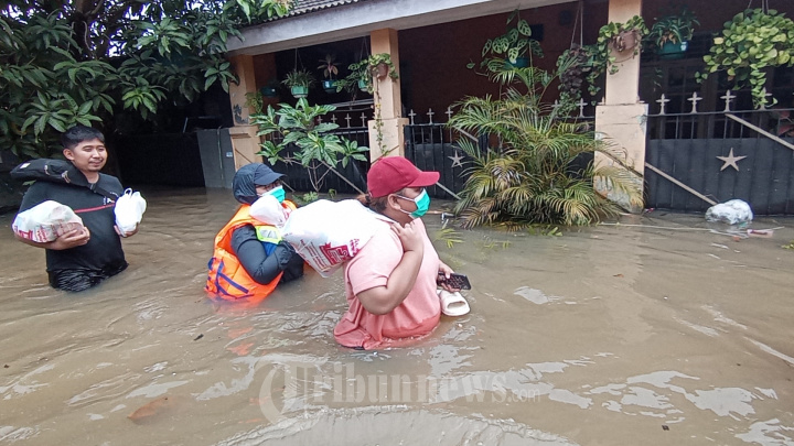 Banjir Perumahan Puri Kartika Ciledug Tangerang