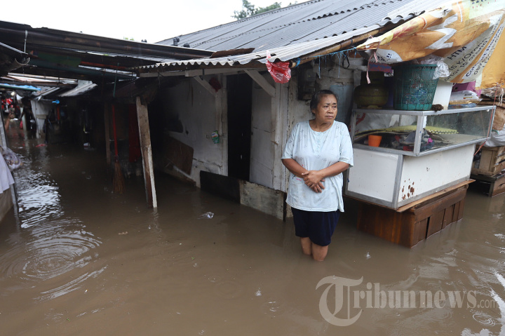 Banjir Rendam Kawasan Kemang Utara