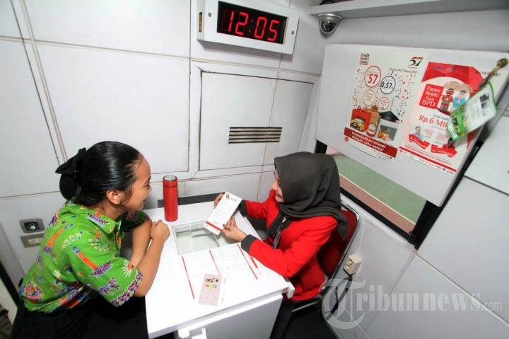 Bank DKI Dukung Acara OJK Goes to School