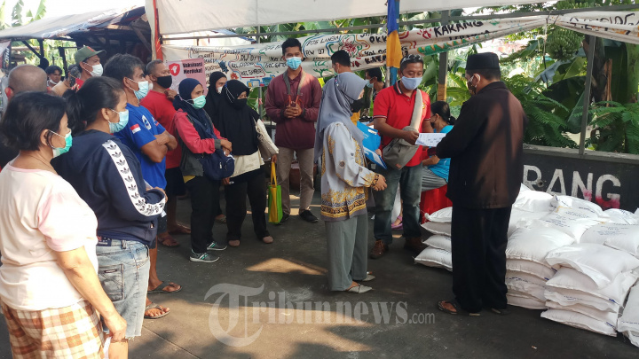 Bantuan Beras PPKM Untuk Warga Terdampak