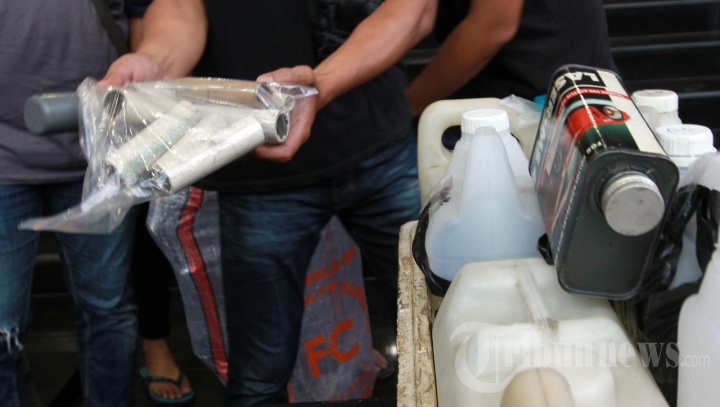 Barang Bukti Terorisme Hasil Penangkapan di Cibitung dan Condet