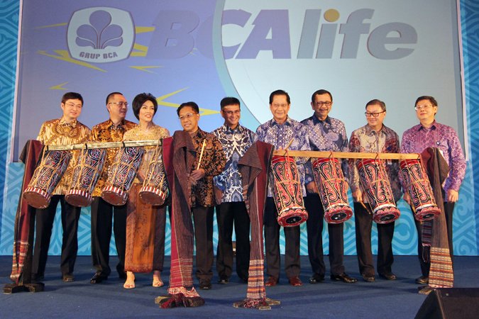 bca-life-hadir-untuk-memenuhi-perlindungan-bagi-masyarakat-indon_20141113_112328.jpg