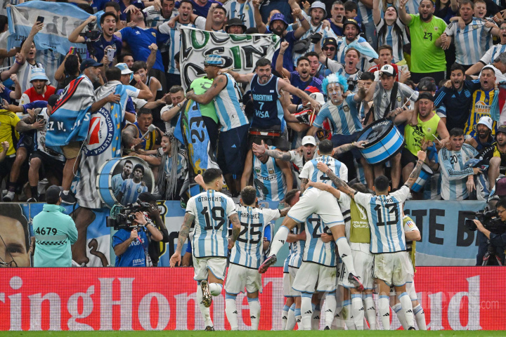 Belanda vs Argentina