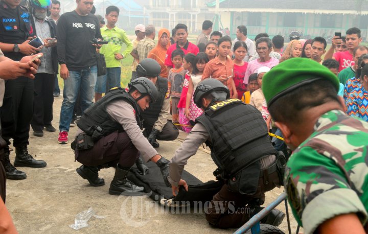 Benda Diduga Bom di Halaman Mesjid Jami Pontianak
