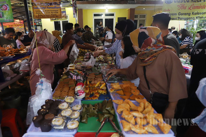 Berburu Menu Berbuka Puasa