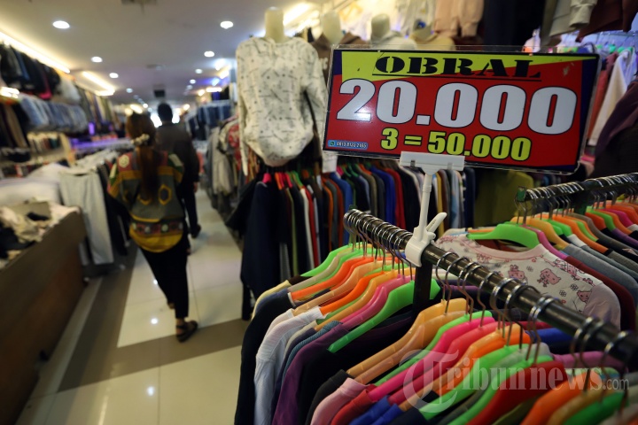 Berburu Pakaian Bekas Jelang Lebaran