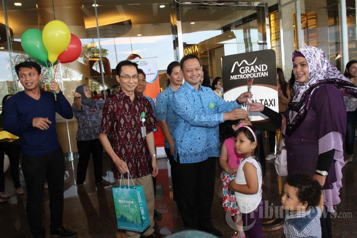 Blue Bird Rayakan Hari Pelanggan Nasional