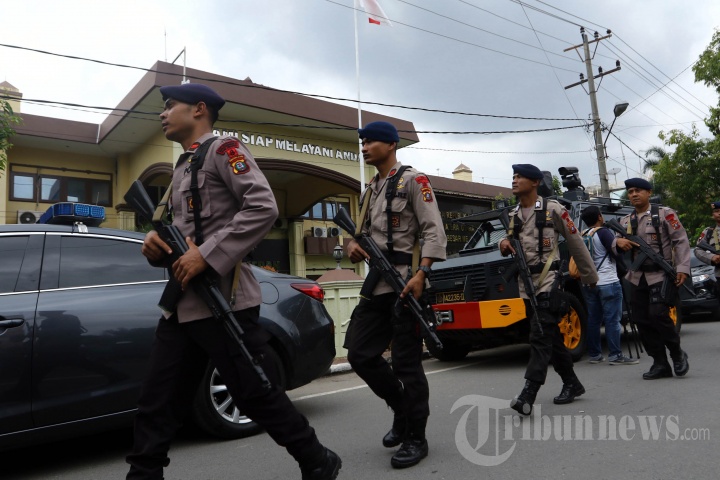 Bom Bunuh Diri di Mapolrestabes Medan