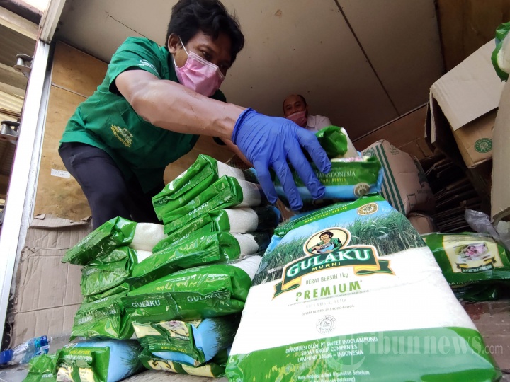 Bulog dan Gulaku Gelar Operasi Pasar Stok Pangan