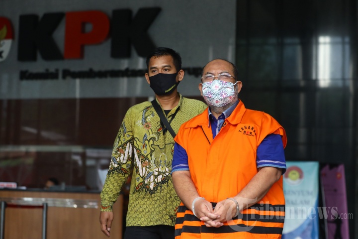 Bupati Kutai Timur Nonaktif Ismunandar Diperiksa KPK