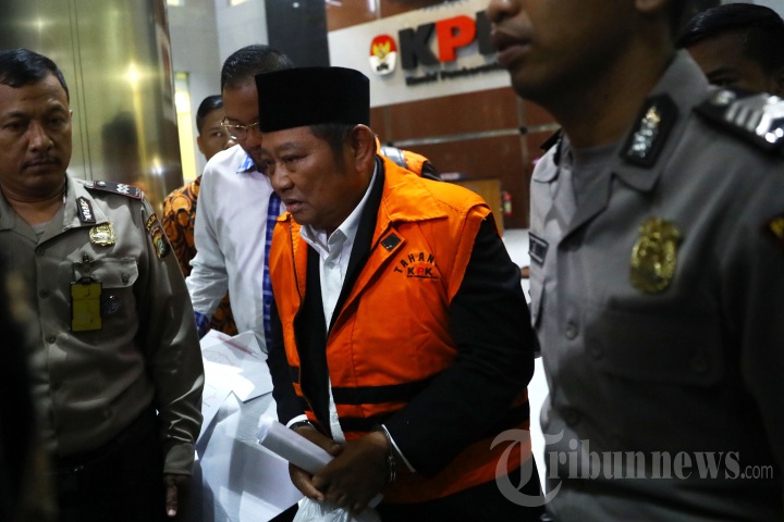 Bupati Sidoarjo Saiful Ilah Resmi Ditahan KPK