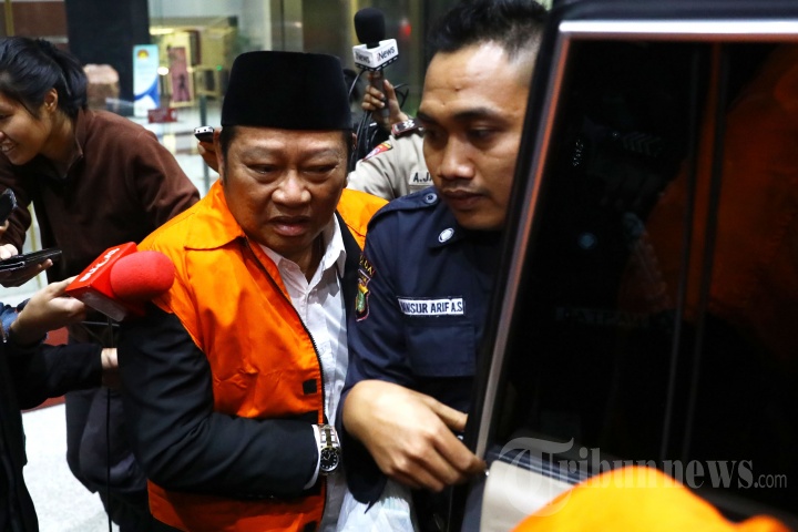 Bupati Sidoarjo Saiful Ilah Resmi Ditahan KPK