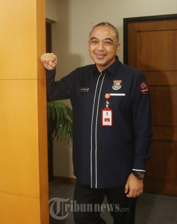Bupati Tangerang Ahmed Zaki Iskandar