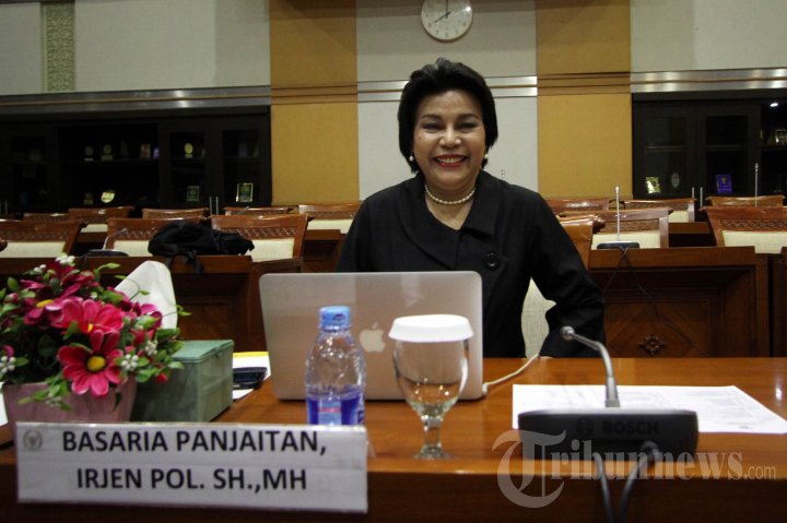 Capim KPK Basaria Panjaitan Jalani Fit And Proper Test Di DPR