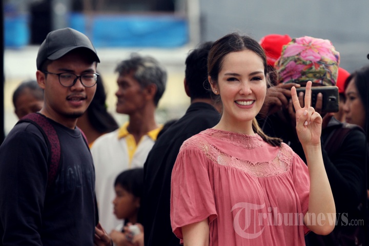 Cathy Sharon Syuting Dukungan Untuk Ahok