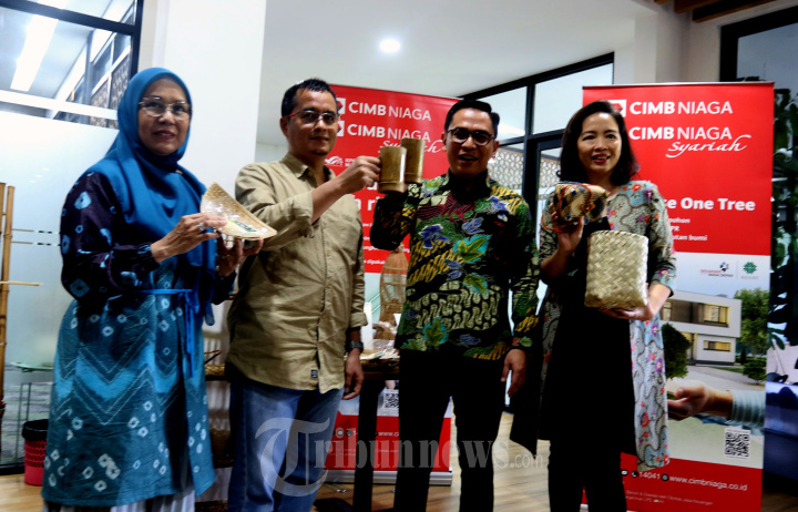 CIMB Niaga dan KEHATI Hadirkan Program KPR One House One Tree