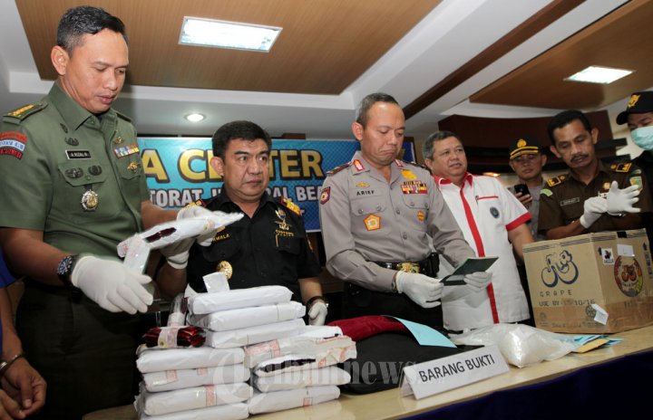 CNT Kanwil DJBC Kalbar Tangkap Pengedar Narkoba