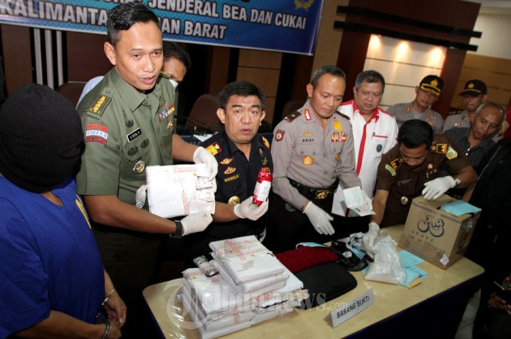 CNT Kanwil DJBC Kalbar Tangkap Pengedar Narkoba