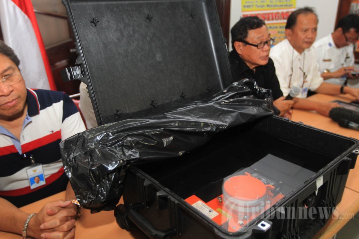 CVR Kotak Hitam AirAsia QZ8501