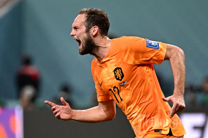 Daley Blind Selebrasi usai Mencetak Gol