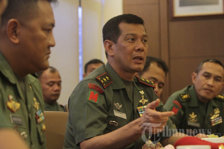 Danjen Kopassus Mayjen Doni Monardo