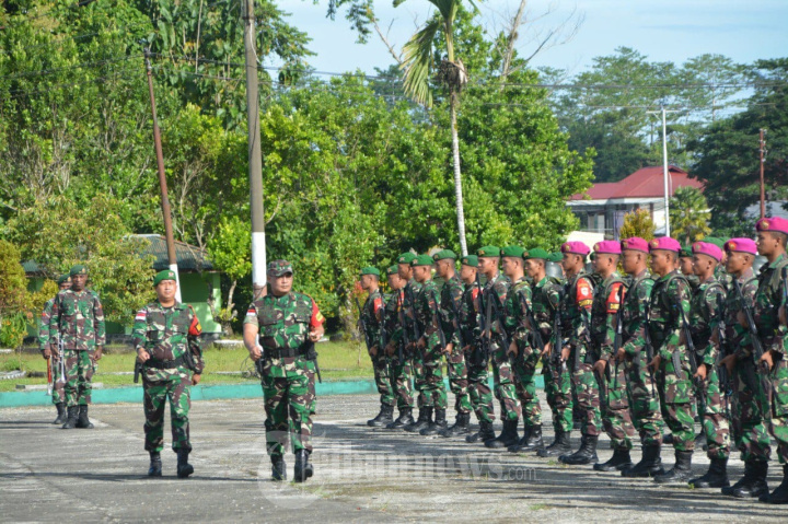 Danrem 174/ATW Pimpin Upacara Penerimaan dan Pelepasan Satgas Pamwil Obvitnas