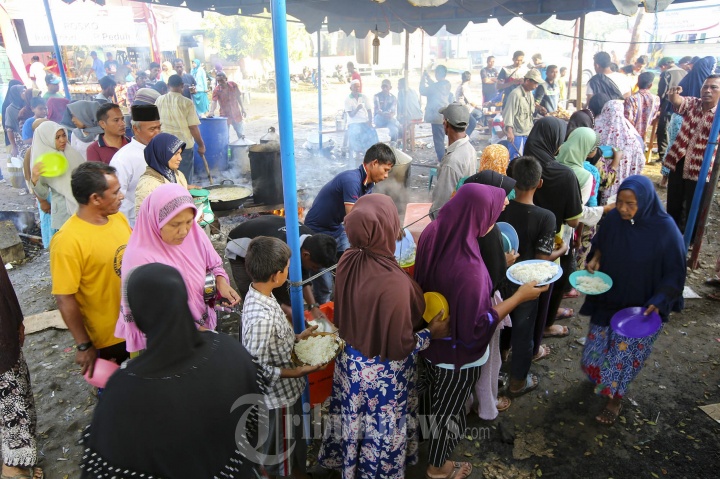 Dapur Korban Gempa Aceh