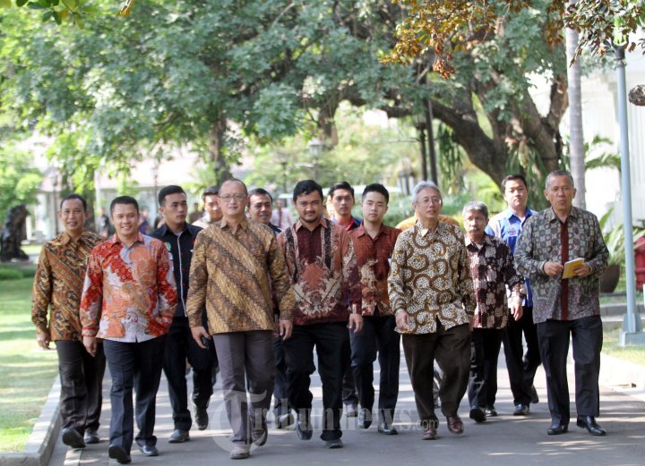 Darwin Silalahi Bersama Tim SEM Bertemu Presiden