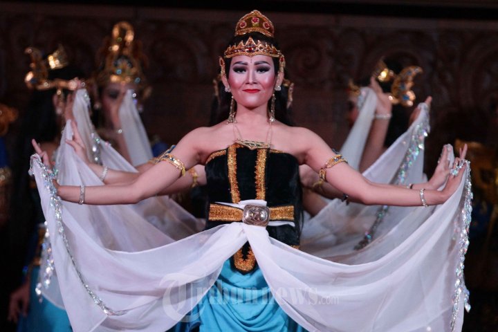 Dayang Singosari Menari Sambut Mendikbud