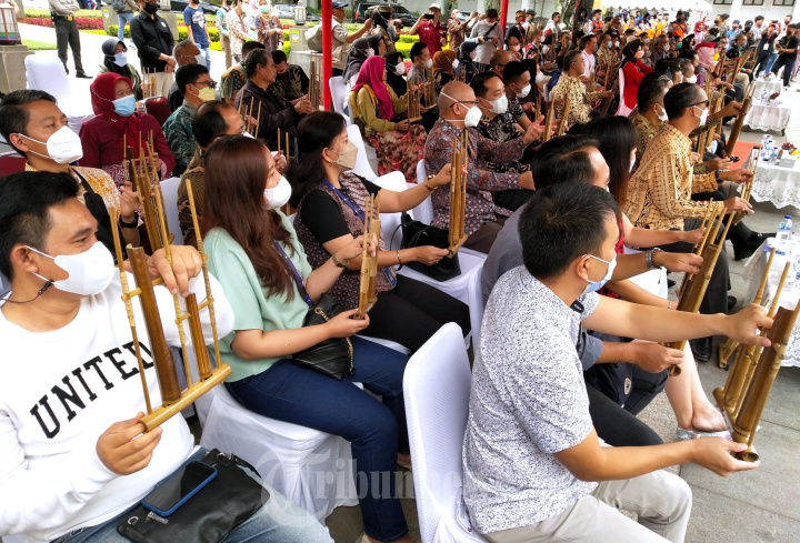 Deklarasi Bandung Kota Angklung