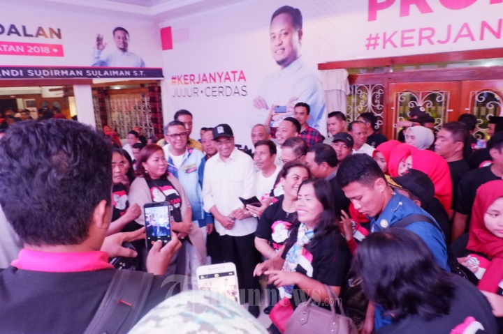 Deklarasi Relawan Blusukan Jokowi Makassar